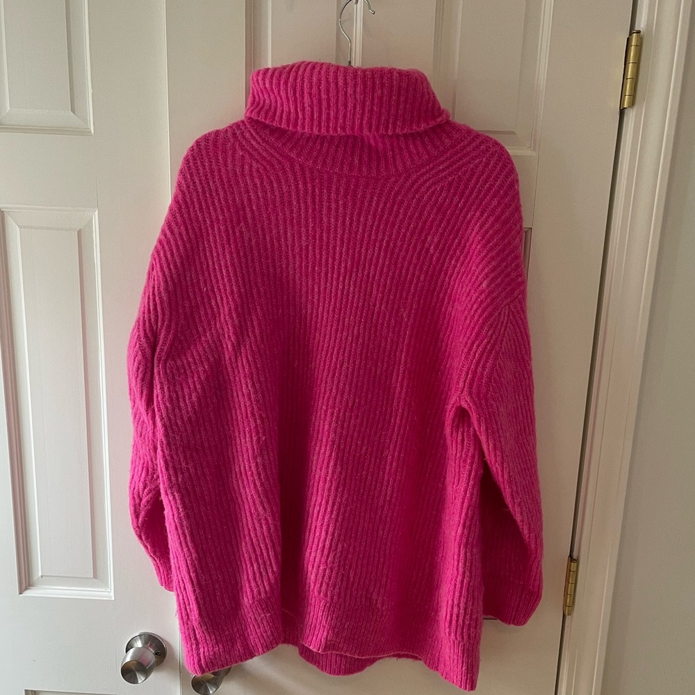 Chunky Lou & Grey turtleneck sweater
